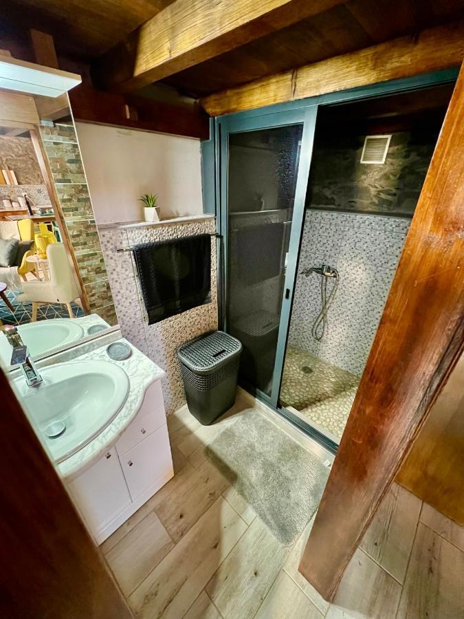ポンタ・ド・パールゴ Victoria Tiny Stone Houseヴィラ エクステリア 写真